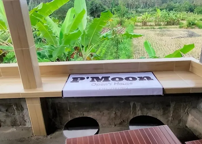 Отель типа "постель и завтрак" P'moon Open 2 *